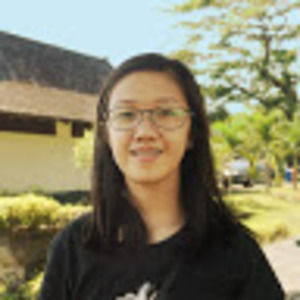 Meet your Posher, Fifi